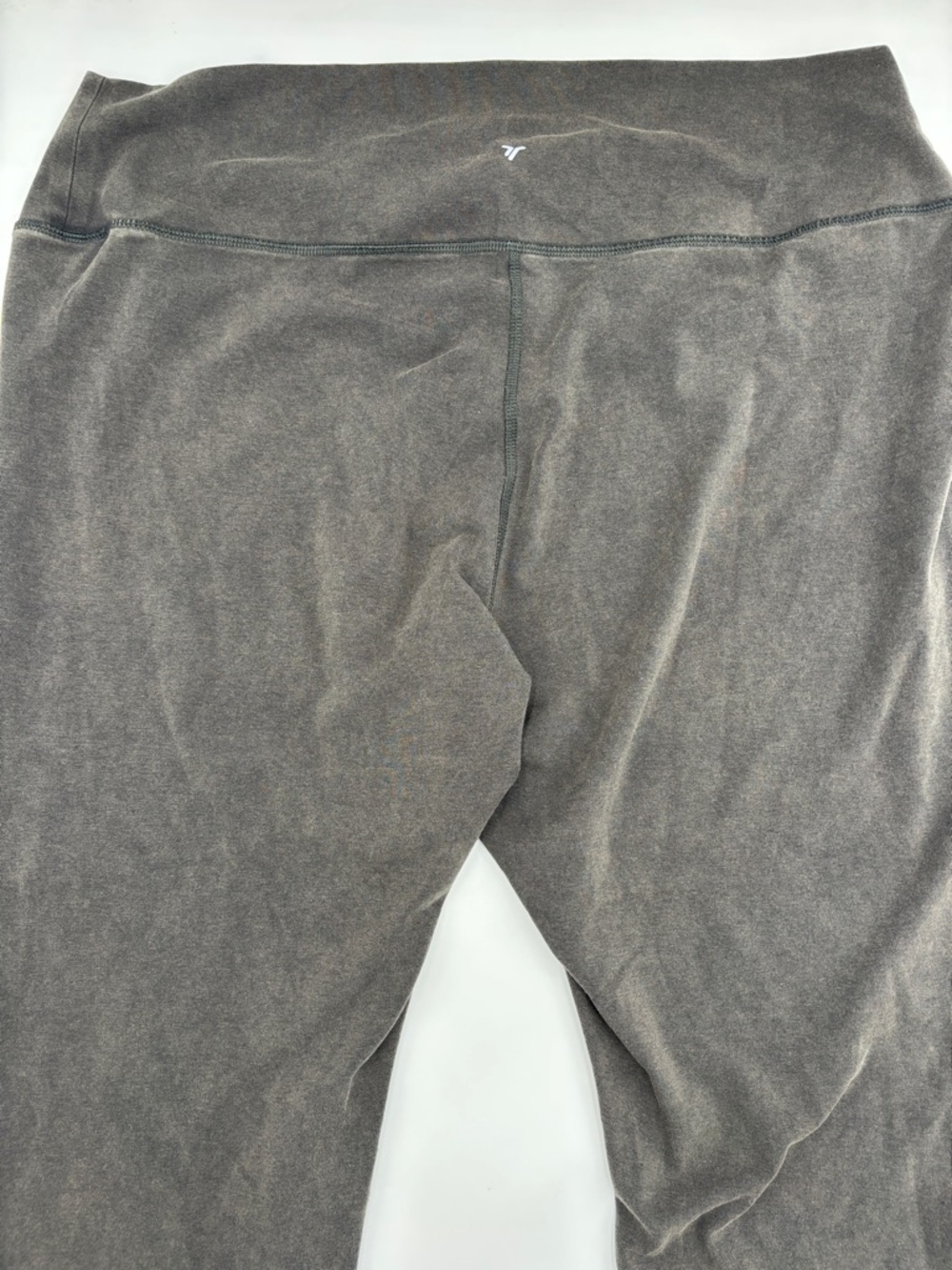 Old Navy High-Rise PowerChill Leggings - Picture 3 of 6